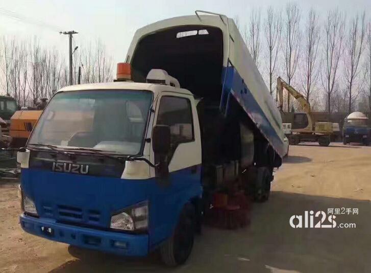 
二手扫地车 五十铃扫地车
