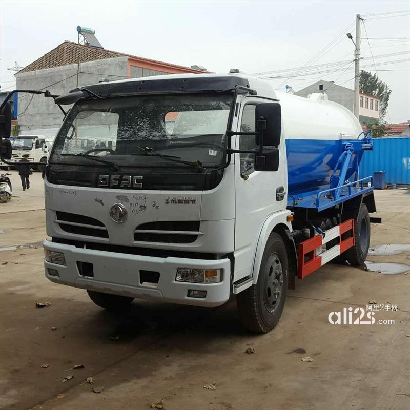 
厂家直销二手洒水车,不上户洒水车,上户洒水车,福田2吨,福田5吨,东风税铃5吨
