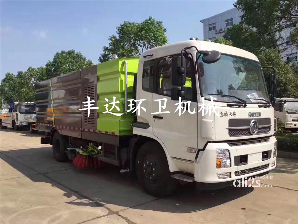 
东风5方多利卡扫路车 地面清扫车 扫地车厂家直销
