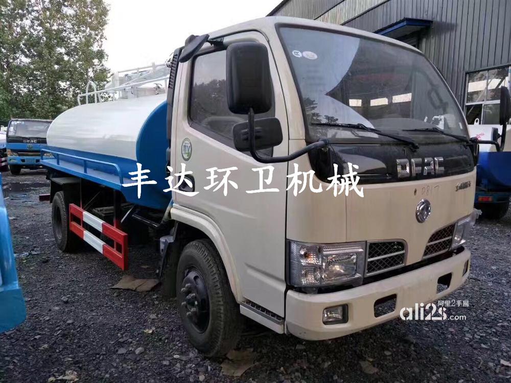 
绿化洒水车 东风洒水车厂家直销
