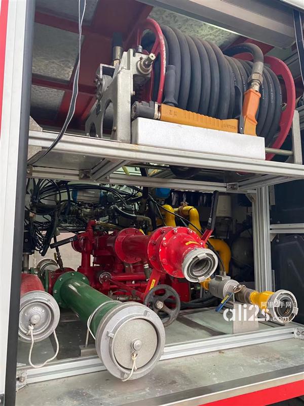 
2014年进口曼消防救援车
