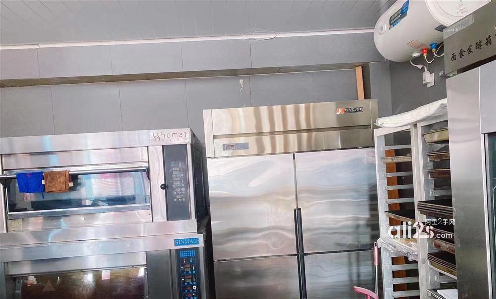 
深圳市内免费上门回收二手烘焙物资，醒发箱搅面机，三麦、新麦烤箱
